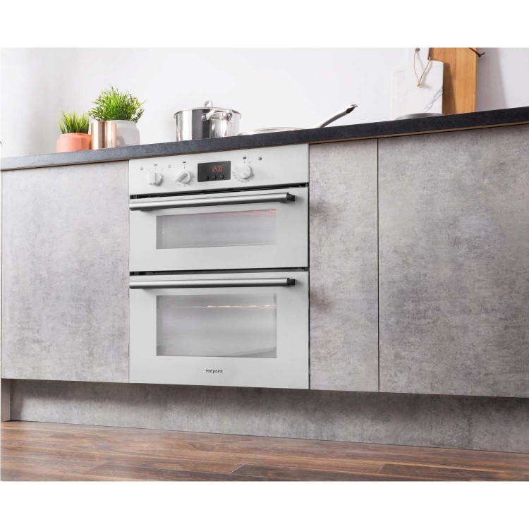 Hotpoint Luce Electric Built Under Double Oven - White