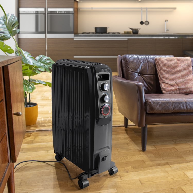 electriQ 2000W Oil Filled Radiator with Thermostat and 24 hr Timer - Black