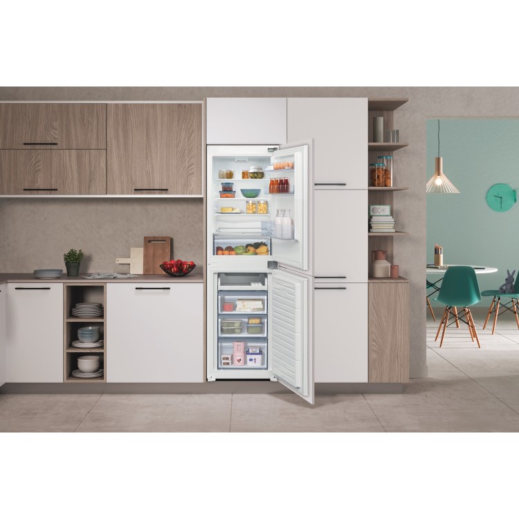 Indesit 192 Litre 50/50 Integrated Fridge Freezer