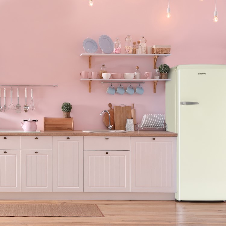 electriQ Retro 194 Litre Freestanding Fridge with Ice Box - Cream