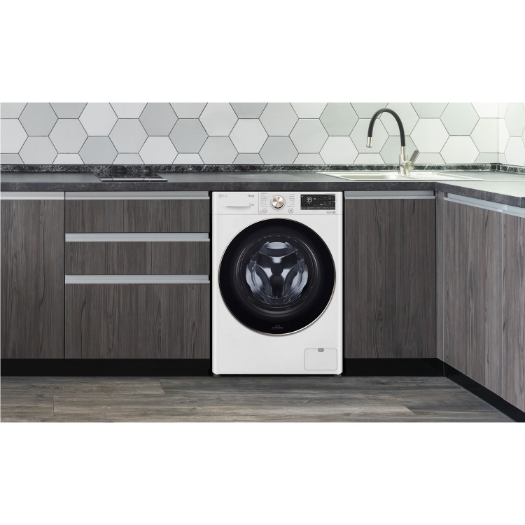 LG LG Turbowash 360 10.5kg 1560rpm Washing Machine - White