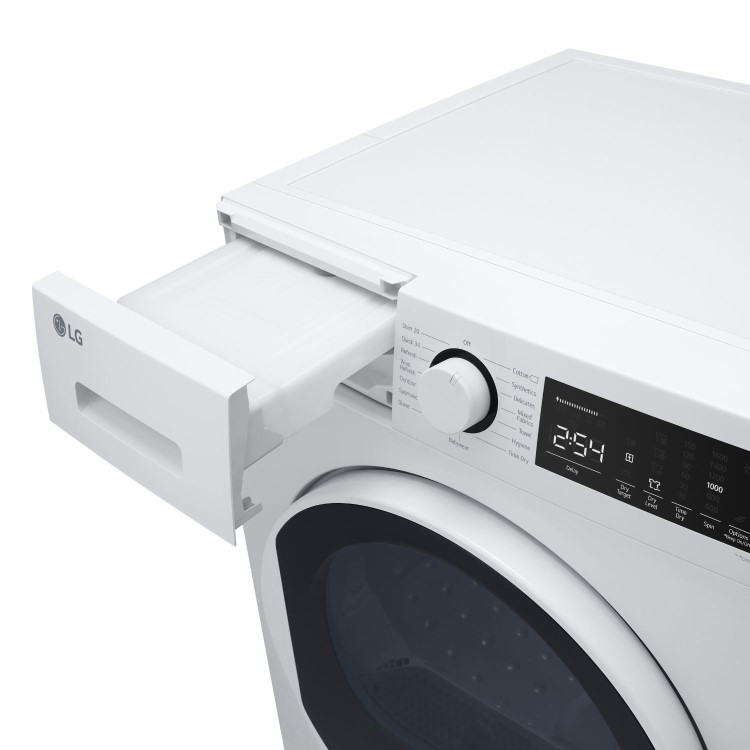 LG  8kg Heat Pump Tumble Dryer - White