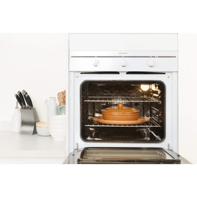 Indesit FIM31KAWH Fanned Electric Built In Single Oven in White