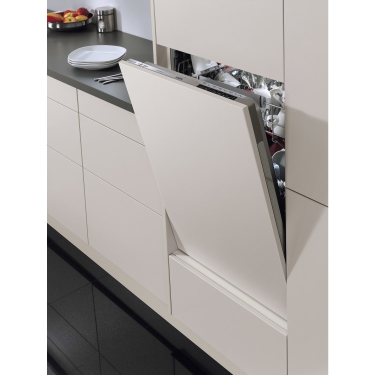 AEG Series 7000 GlassCare Integrated Dishwasher