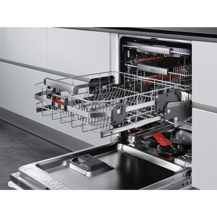 AEG ComfortLift&reg; FSS62800P 13 Place Fully Integrated Dishwasher