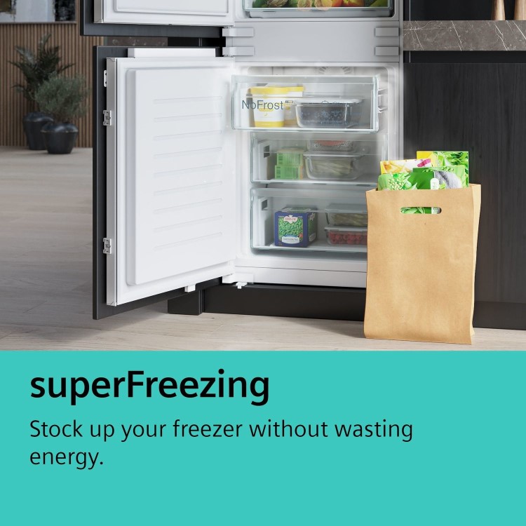 Siemens 98 Litre Under Counter Integrated Freezer