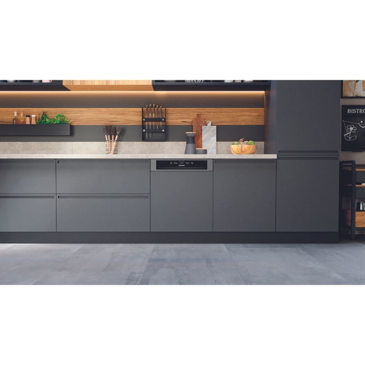 Hotpoint Semi Integrated Dishwasher - Silver