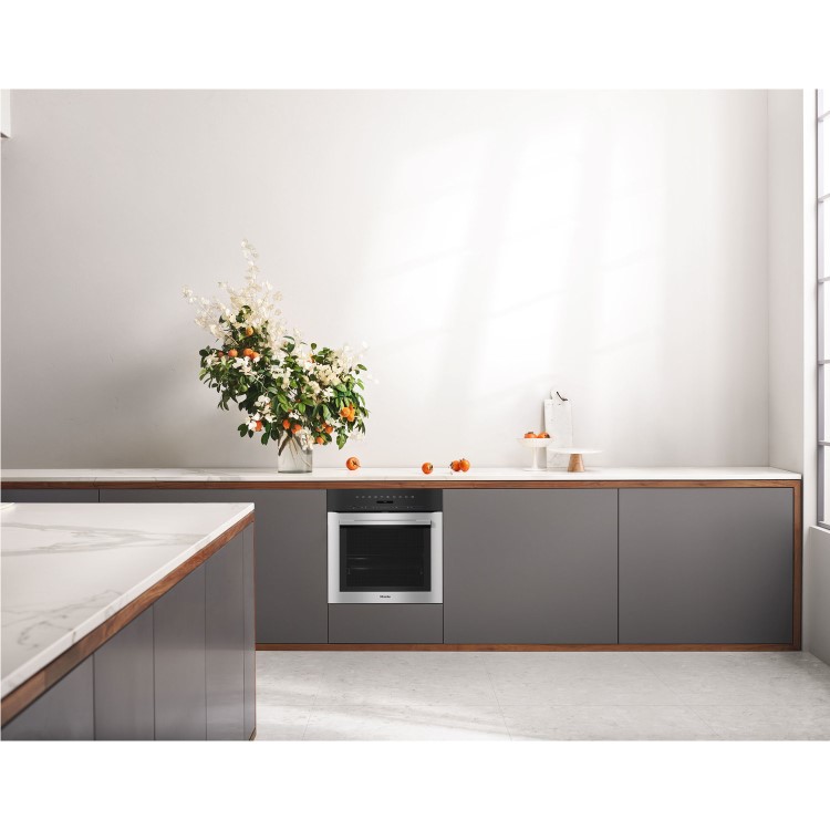 Refurbished Miele H7164BP 60cm Single Built In Electric Oven with Pyrolytic Cleaning Clean Steel