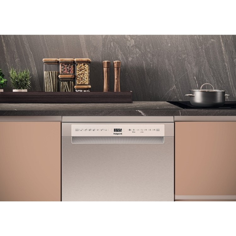 Hotpoint Maxi Space Freestanding Dishwasher - Stainless Steel