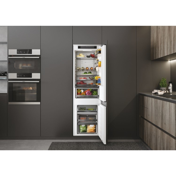 Haier Series 6 248 Litre 70/30 Integrated Fridge Freezer