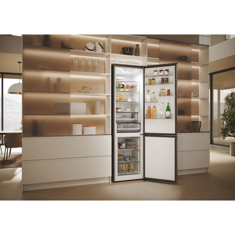 Refurbished Haier Series 5 HDPW5620DNPK Freestanding 406 Litre 70/30 Frost Free Fridge Freezer Silver