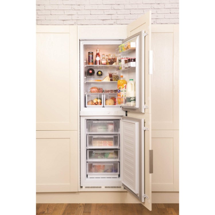 Hotpoint HLF3114 integrated Fridge Freezer