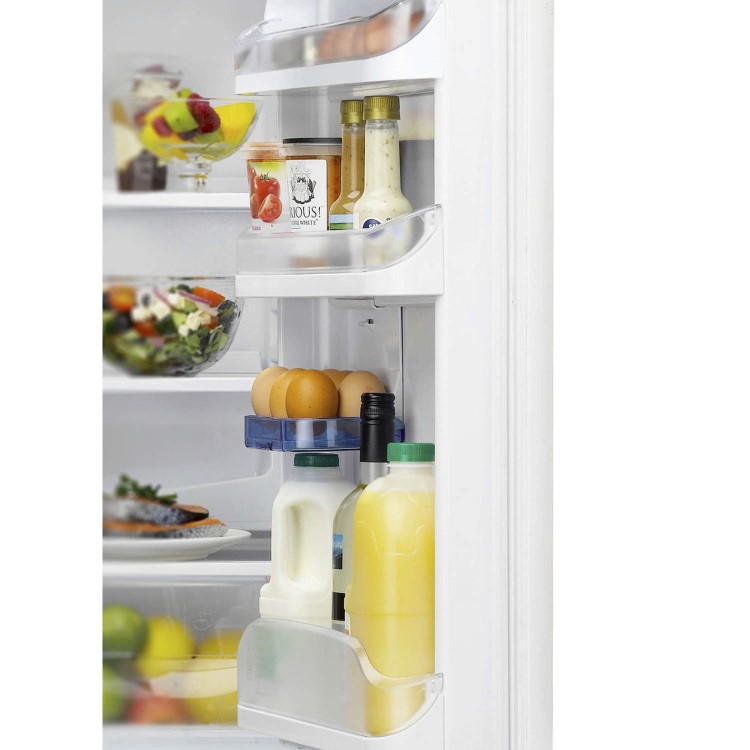 Hotpoint HM325FF1 Frost Free 50-50 Integrated Fridge Freezer