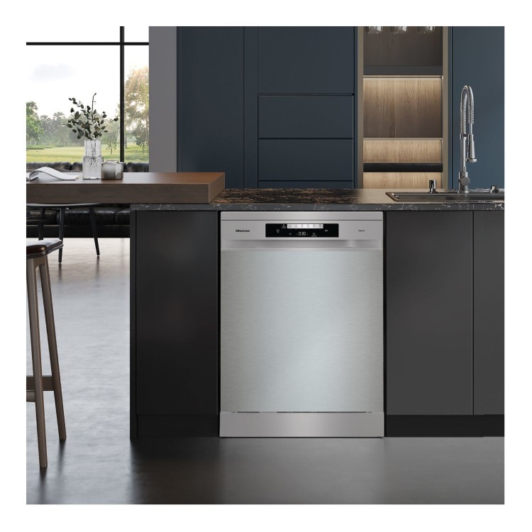 Hisense Freestanding Dishwasher - Auto Dry, D-Rated, Silver