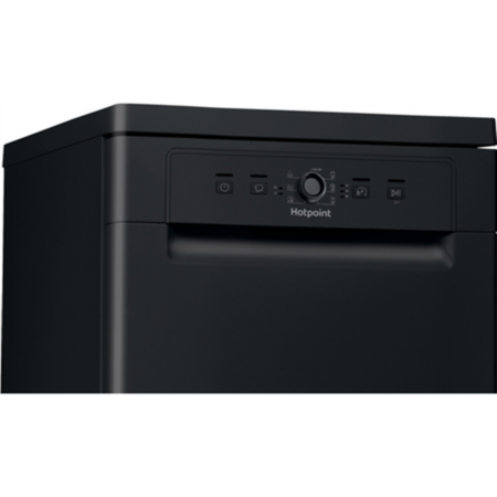 Hotpoint Aquarius Slimline Freestanding Dishwasher - Black