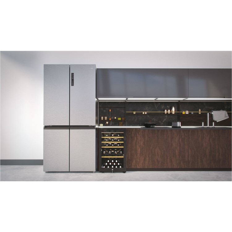 Refurbished Haier HWS49GA Freestanding 42 Botttle Single Zone Wine Cooler Black