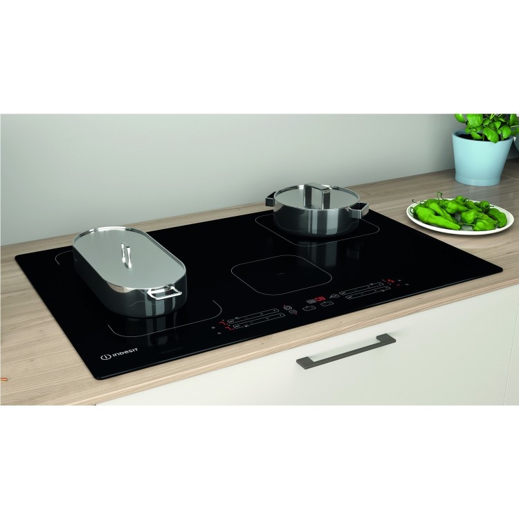 Indesit 77cm 4 Zone Induction Hob with Dualzone