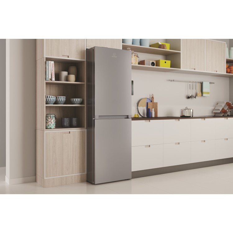 Indesit 322 Litre 50/50 Freestanding Fridge Freezer - Silver