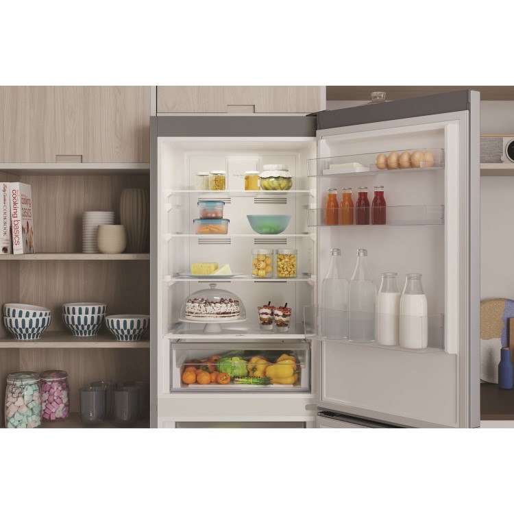 Indesit 322 Litre 50/50 Freestanding Fridge Freezer - Silver