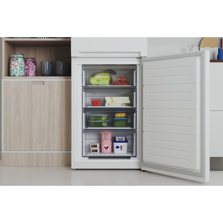 Indesit 322 Litre 50/50 Freestanding Fridge Freezer - White