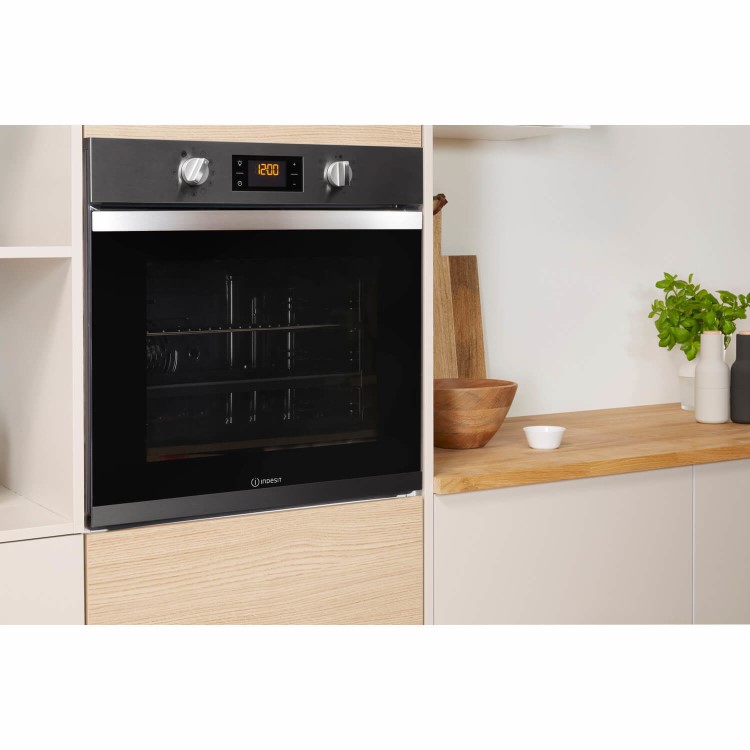 Refurbished Indesit Aria IFW3841PIX 60cm Single Built In Electric Oven Stainless Steel