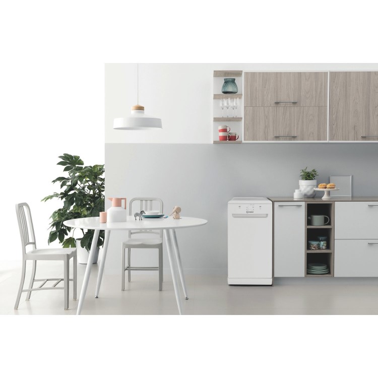 Indesit Freestanding Slimline Dishwasher - White