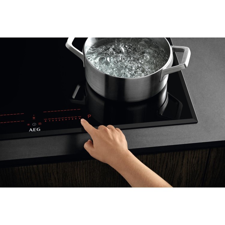 Refurbished AEG 6000 Series IPE64551FB 60cm 4 Zone Induction Hob with Dual Bridge Zones