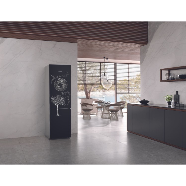 Miele K4000 369 Litre 60/40 Freestanding Fridge Freezer - Black