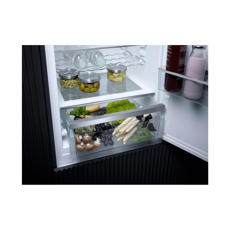 Miele 253 Litre 70/30 Integrated Fridge Freezer