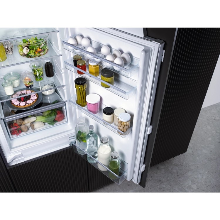 Miele 144L In-column Integrated Fridge