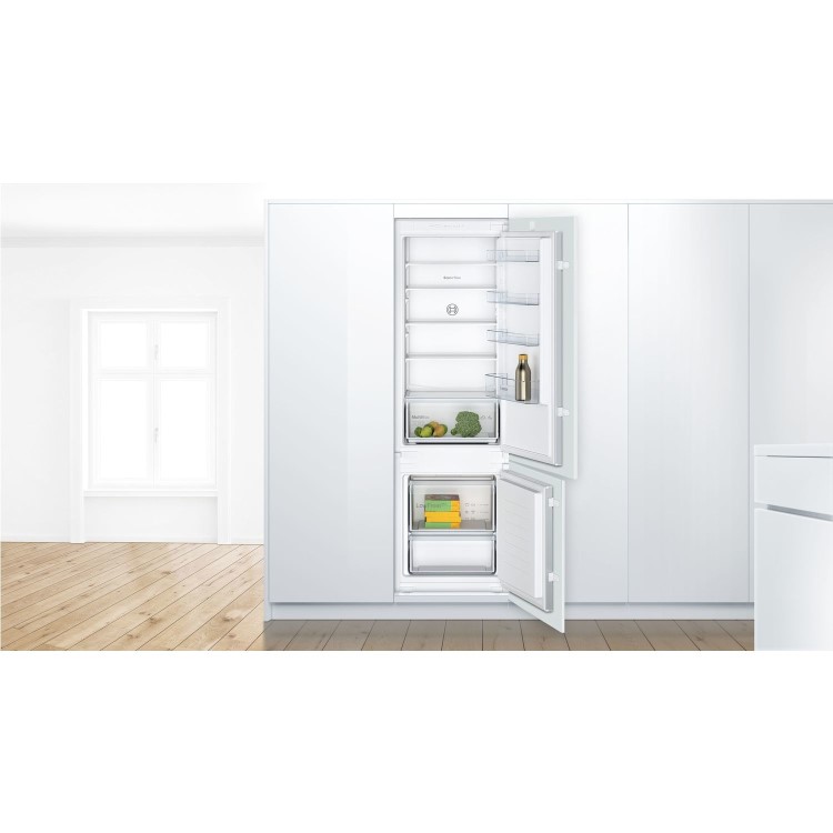 Bosch Series 2 268 Litre 70/30 Integrated Fridge Freezer With BigBox Drawer