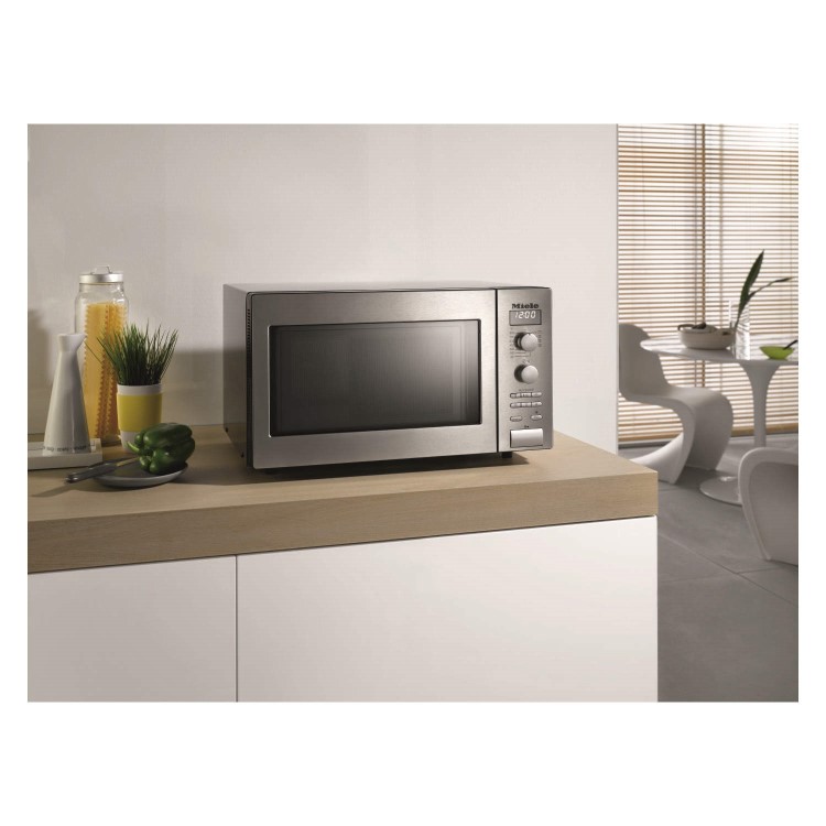 Miele M6012  26L 900W Freestanding Microwave - Clean Steel