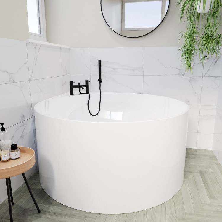 Freestanding Round Corner Bath 1250 x 1250mm - Malta