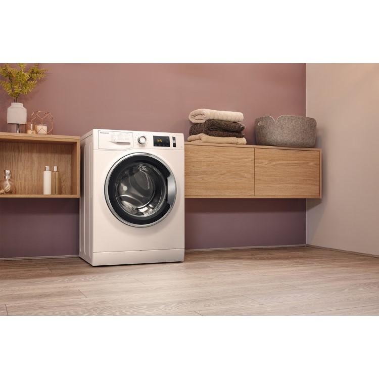 Refurbished Hotpoint NM11946WCA Ultra Efficient Freestanding 9KG 1400 Spin Washing Machine White