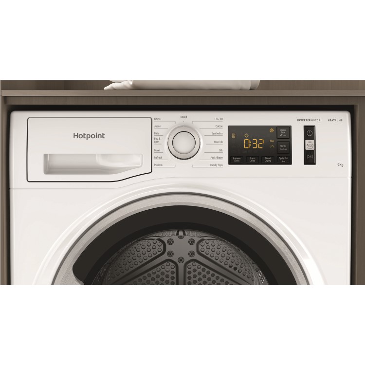 Hotpoint ActiveCare 9kg Heat Pump Tumble Dyer - White