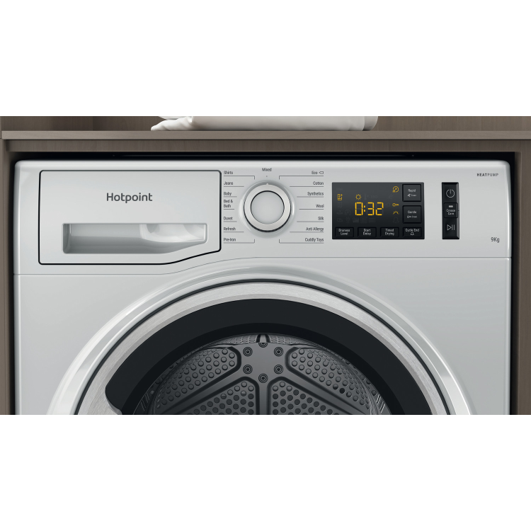 Hotpoint Crease Care 9kg Heat Pump Tumble Dryer - Silver