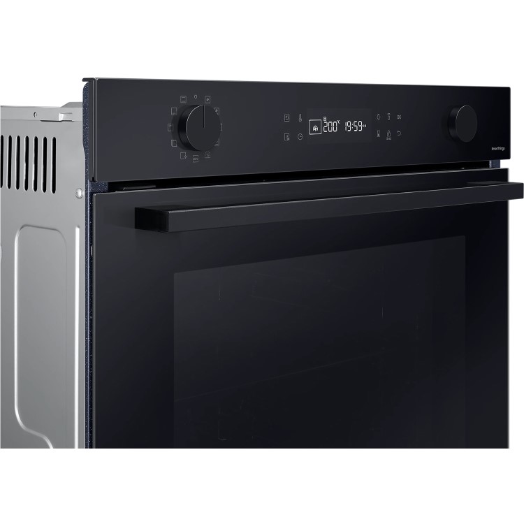 Refurbished Samsung Series 4 NV7B41403AK 60cm Single Built In Electric Oven Black