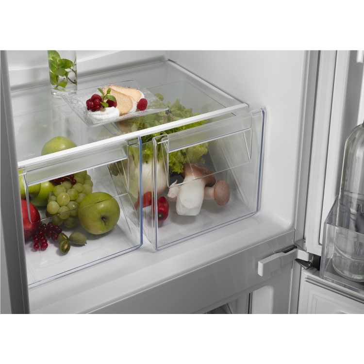 AEG 239 Litre 50/50 Integrated Fridge Freezer 