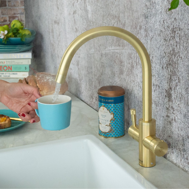 Qettle Signature Modern 4 in 1 Boiling Water Tap 2 Litre Round- Brass