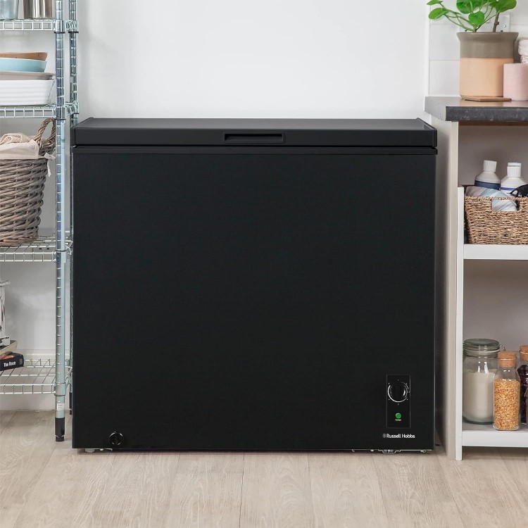 Russell Hobbs 198L Chest Freezer - Black