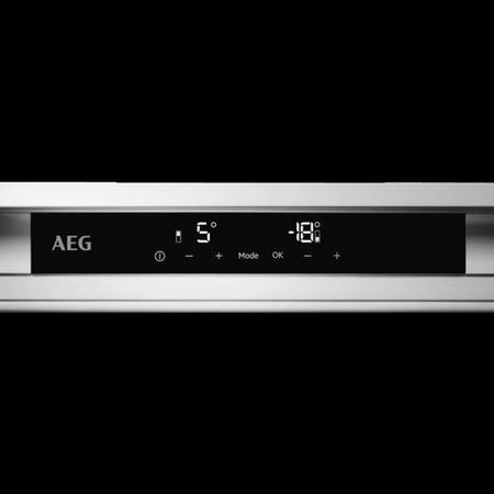 AEG SCE8181VNS 50-50 Integrated No Frost Fridge Freezer - Sliding Rail