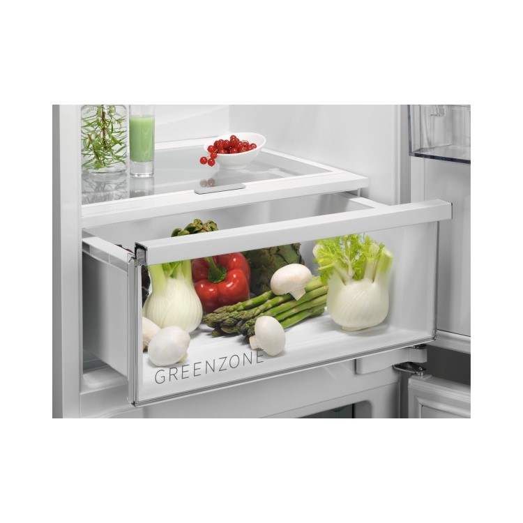 AEG 256 Litre 70/30 Integrated Fridge Freezer