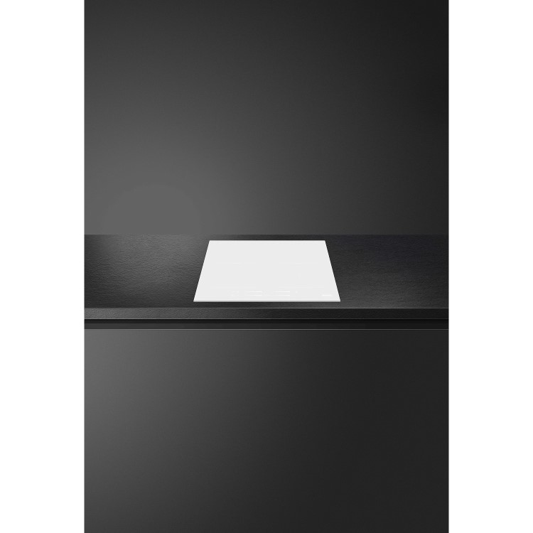 Smeg 60cm 4 Zone Induction Hob - White Glass