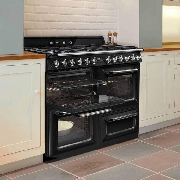 Smeg TR4110BL1 Victoria Traditional 110cm Dual Fuel Range Cooker - Black