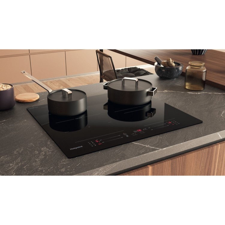 Hotpoint CleanProtect 59cm 4 Zone Induction Hob with Flexi Space