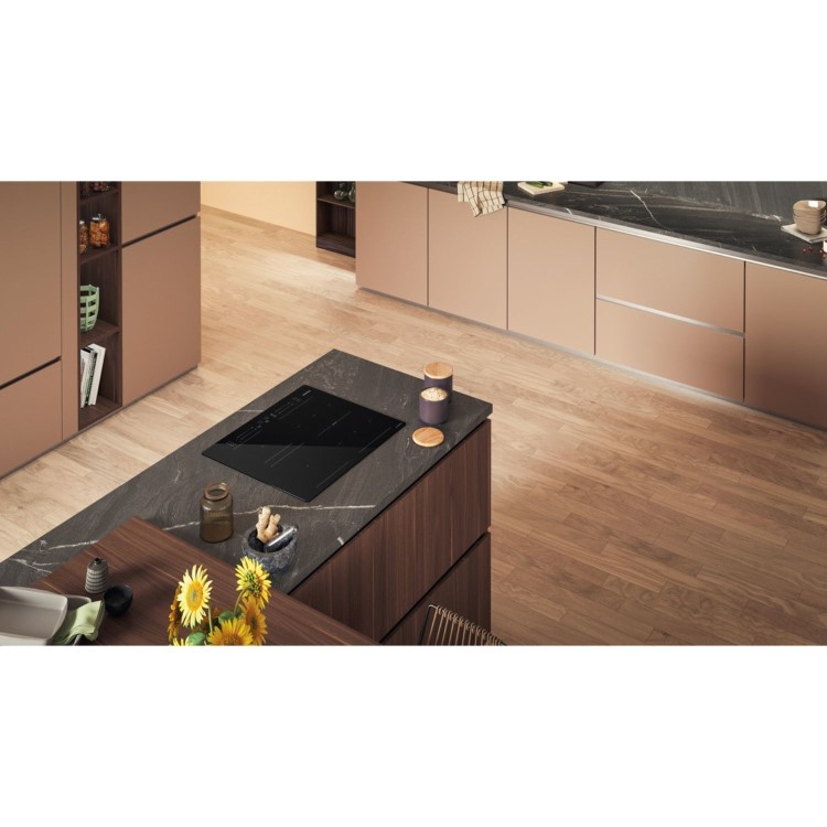 Refurbished Hotpoint CleanProtect TS3560FCPNE 59cm 4 Zone Induction Hob with Flexi Space