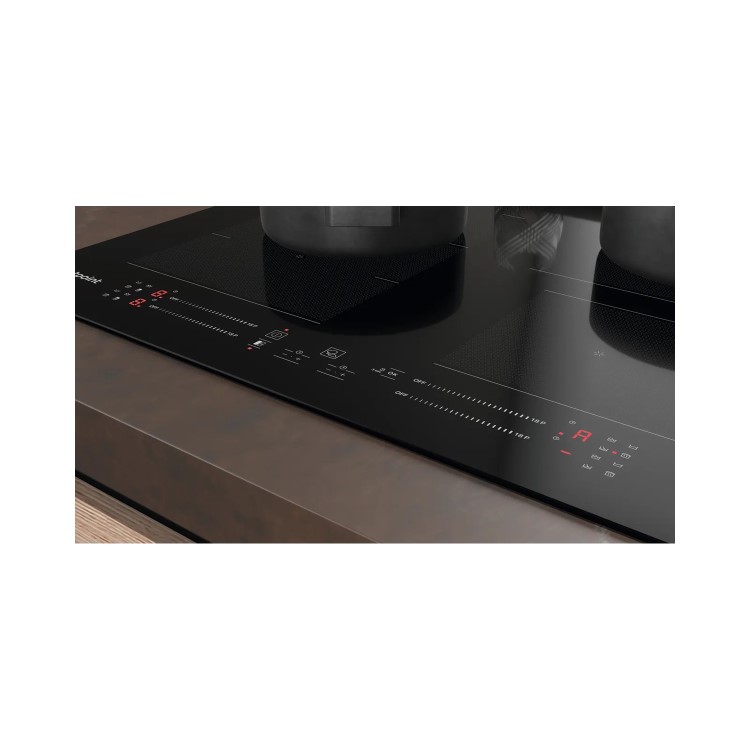 Refurbished Hotpoint TS5760FNE 59cm 4 Zone Induction Hob with Flexi Space