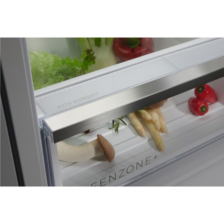 AEG Series 8000 249 Litre 70/30 Built In Fridge Freezer