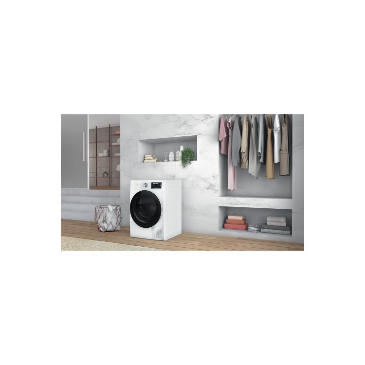 Whirlpool 6th Sense 9kg Heat Pump Tumble Dryer - White