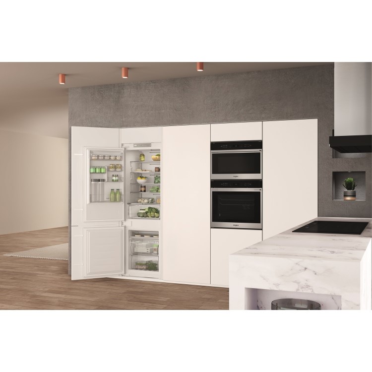 Whirlpool 250 Litre 70/30 Integrated Fridge Freezer